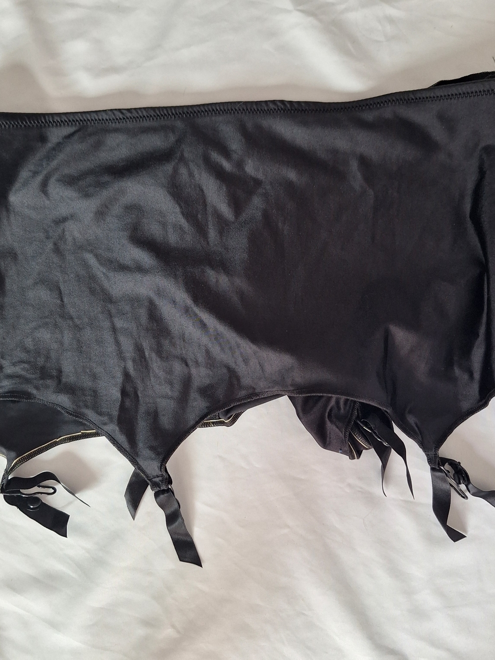 NWT Vintage Y2K Victoria Secret Black Satin Garter With Inner Panties L